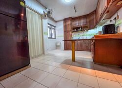 Blk 833 Hougang Central (Hougang), HDB Executive #630460321